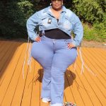 LATEST RICH SUGAR MUMMY LOOKING FOR A GUY TO SPOIL NOW ON HER ONE MONTH VACATION